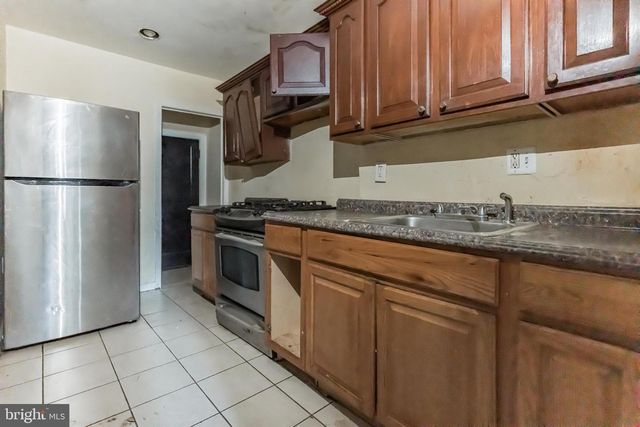 133 LONGFELLOW ST NW, Washington, DC 20011