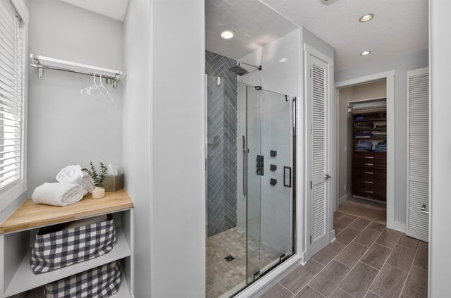 775 SE Southbranch Drive, Waukee, IA 50263