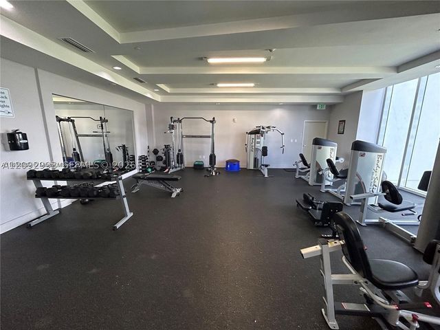 600 NE 27th St 3003, Miami, FL 33137