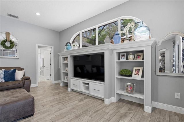 1007 SPLIT SILK STREET, Valrico, FL 33594