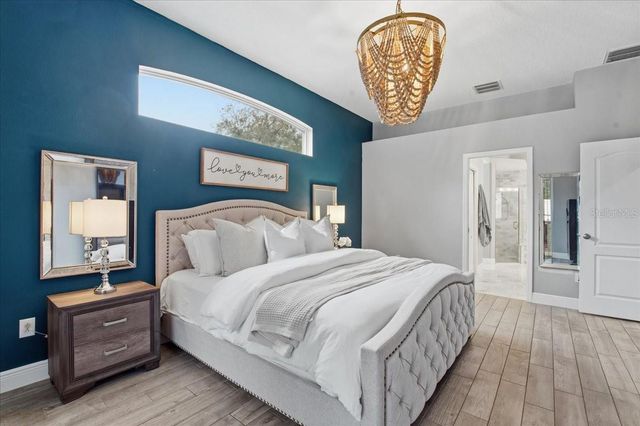 1007 SPLIT SILK STREET, Valrico, FL 33594