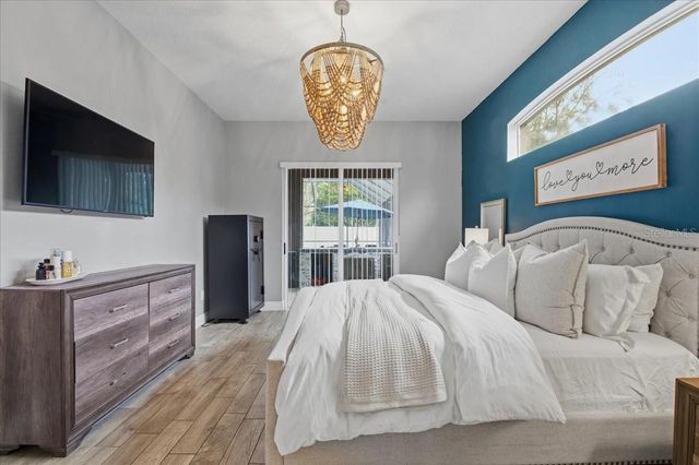 1007 SPLIT SILK STREET, Valrico, FL 33594