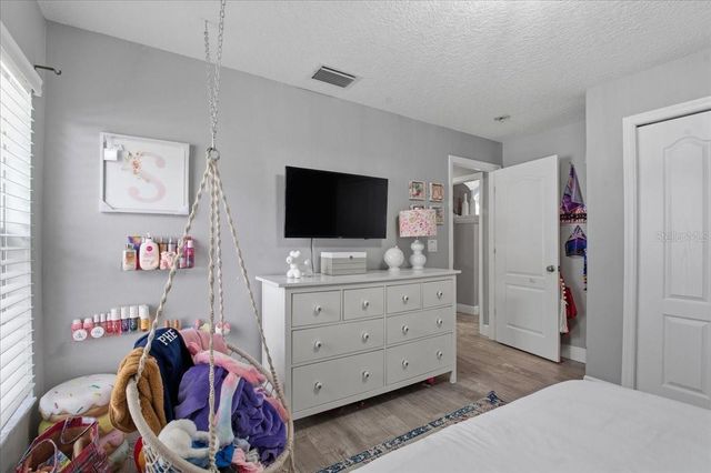 1007 SPLIT SILK STREET, Valrico, FL 33594