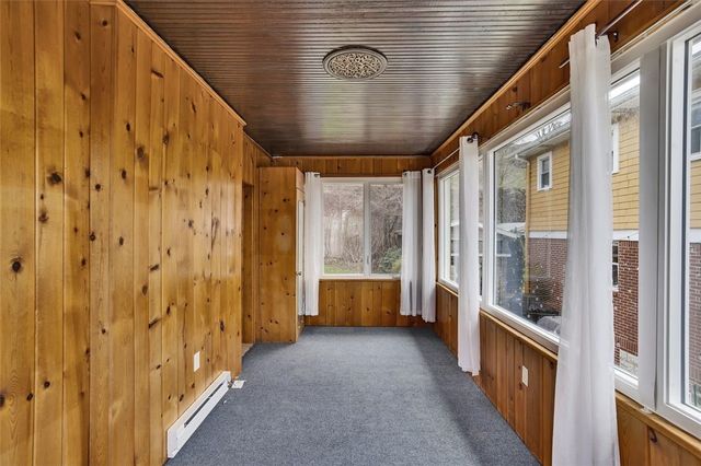 180 Richbarn Rd, Brighton Heights, PA 15212