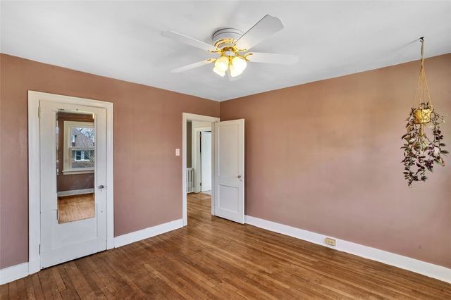 180 Richbarn Rd, Brighton Heights, PA 15212