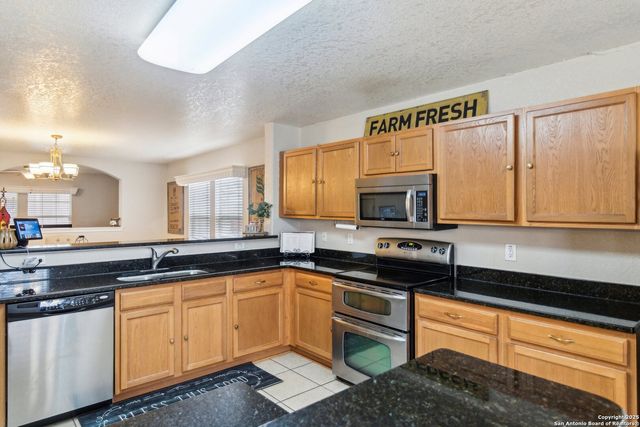 141 GATEWOOD FLS, Cibolo, TX 78108