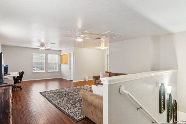 141 GATEWOOD FLS, Cibolo, TX 78108