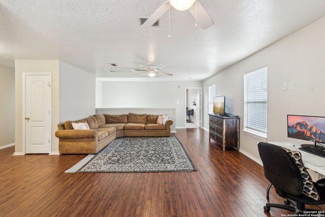 141 GATEWOOD FLS, Cibolo, TX 78108