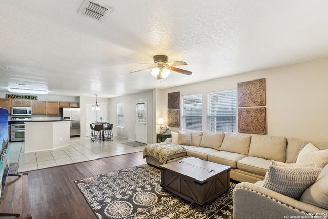 141 GATEWOOD FLS, Cibolo, TX 78108