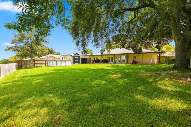 106 Desiles Drive, Houma, LA 70363