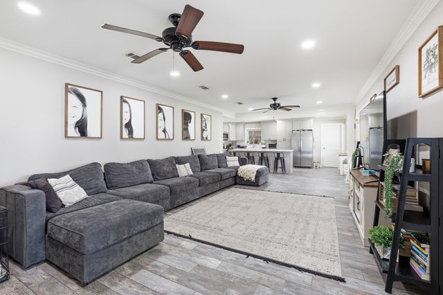 106 Desiles Drive, Houma, LA 70363