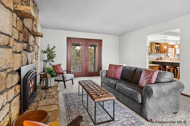5417 GATEWAY DR, Cheyenne, WY 82009