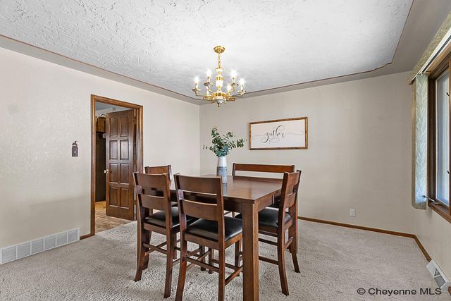 5417 GATEWAY DR, Cheyenne, WY 82009
