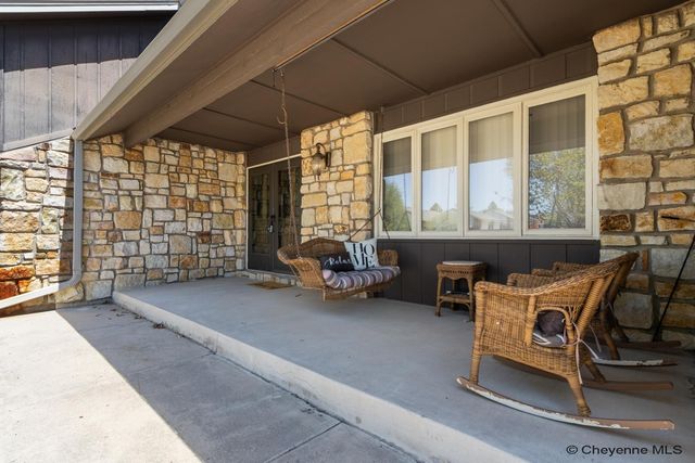 5417 GATEWAY DR, Cheyenne, WY 82009