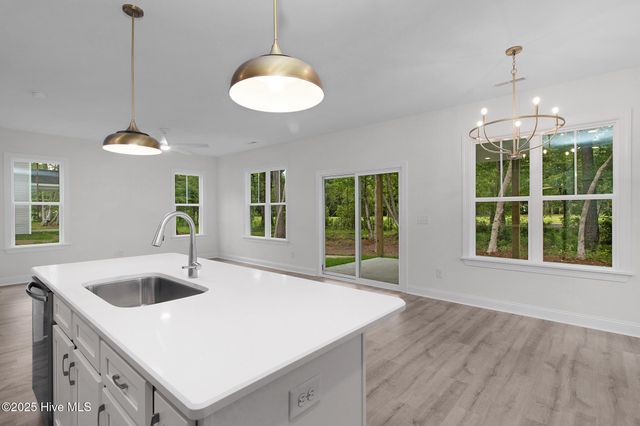 357 Mccabe Road, Morehead City, NC 28557