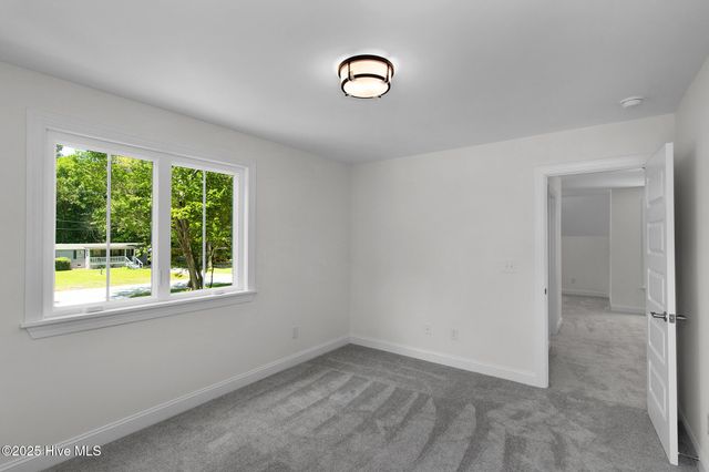 357 Mccabe Road, Morehead City, NC 28557