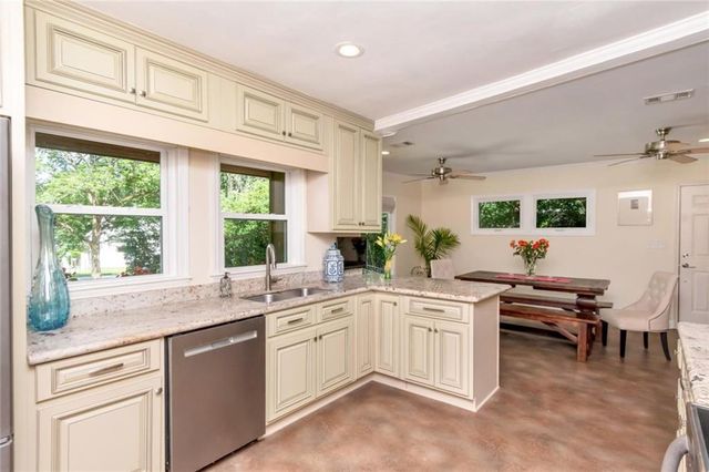363 Gulfwood Drive, Mobile, AL 36608