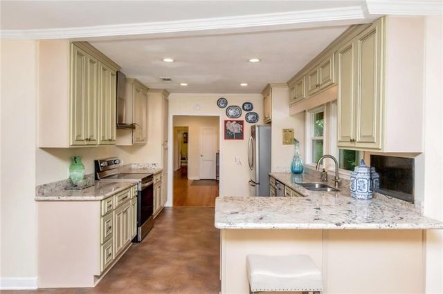363 Gulfwood Drive, Mobile, AL 36608