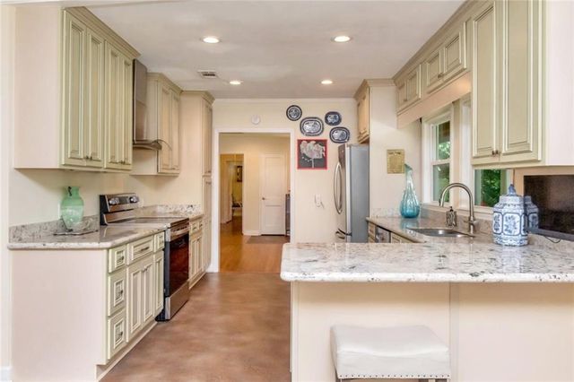363 Gulfwood Drive, Mobile, AL 36608