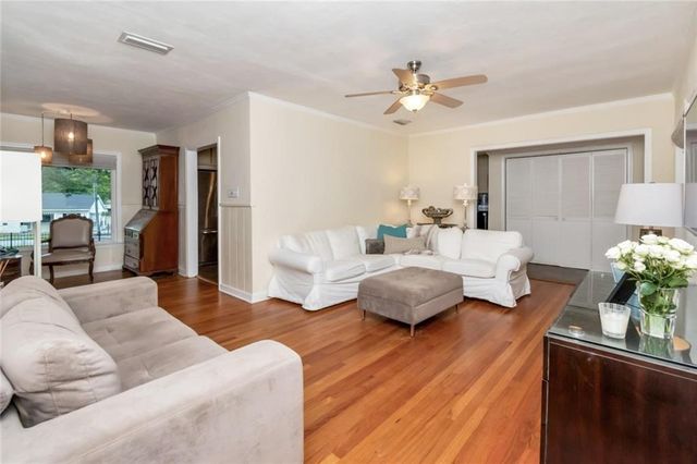 363 Gulfwood Drive, Mobile, AL 36608