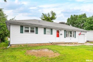 4213 N WYCLIFFE Drive, Peoria, IL 61614