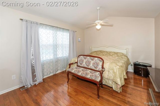 8203 Barrington Drive, Ypsilanti, MI 48198