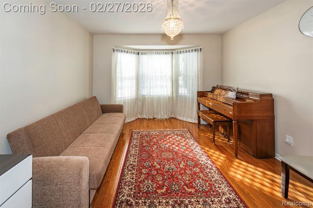 8203 Barrington Drive, Ypsilanti, MI 48198