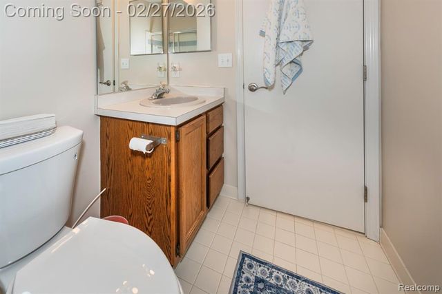 8203 Barrington Drive, Ypsilanti, MI 48198