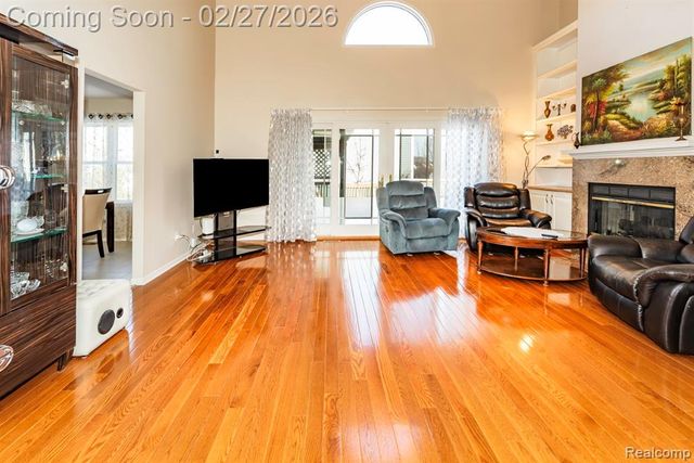 8203 Barrington Drive, Ypsilanti, MI 48198