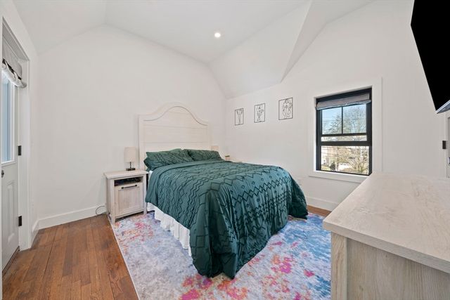 205 Park St 2, Boston, MA 02132