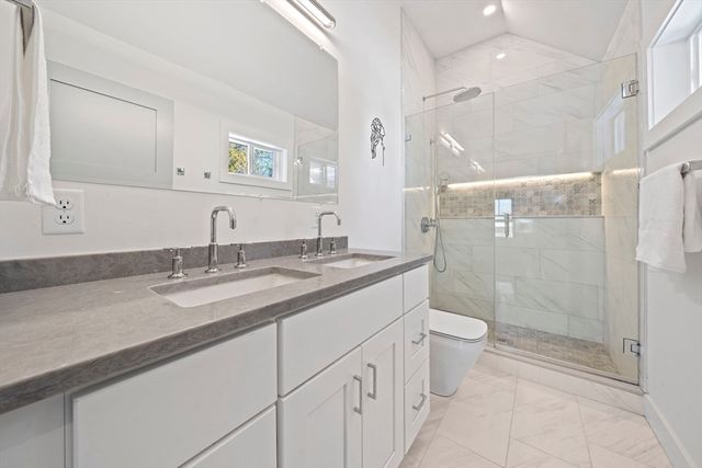 205 Park St 2, Boston, MA 02132