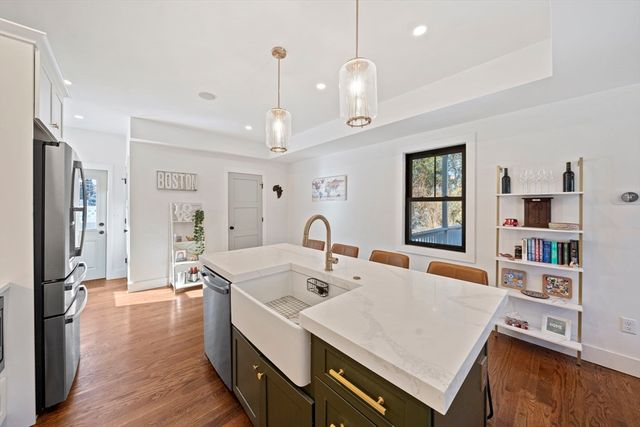 205 Park St 2, Boston, MA 02132