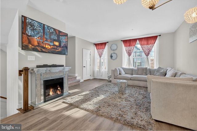 9599 TALL OAKS RD, Montgomery Village, MD 20886