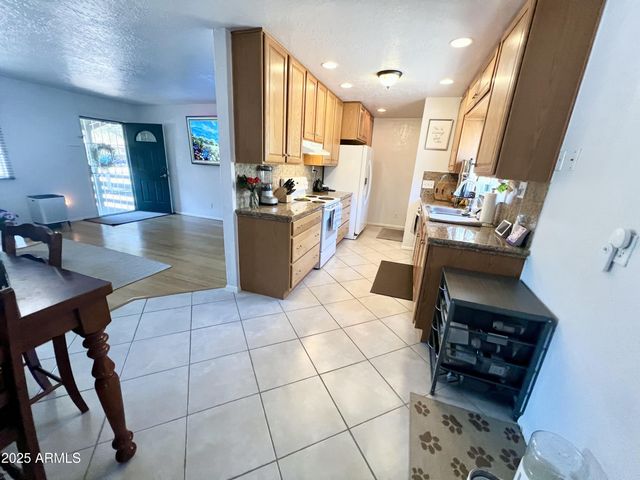 330 W ROUNDUP Road, Payson, AZ 85541