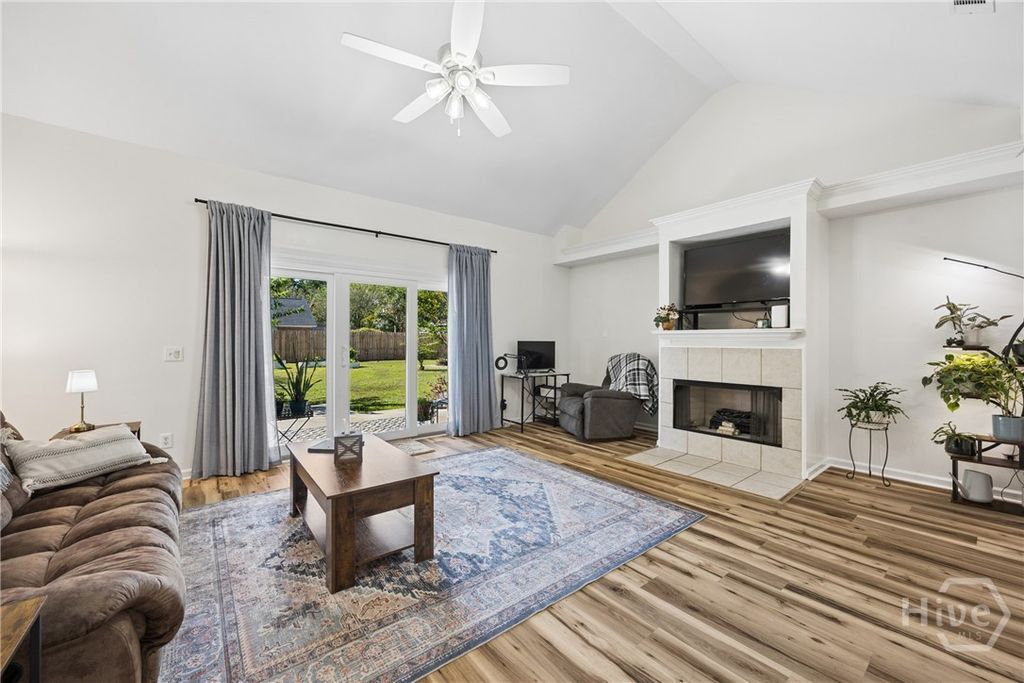 Image 14 of property listing at 304 Grist Mill Court, Rincon, GA 31326