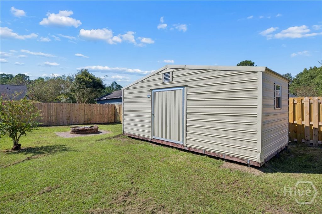 Image 28 of property listing at 304 Grist Mill Court, Rincon, GA 31326