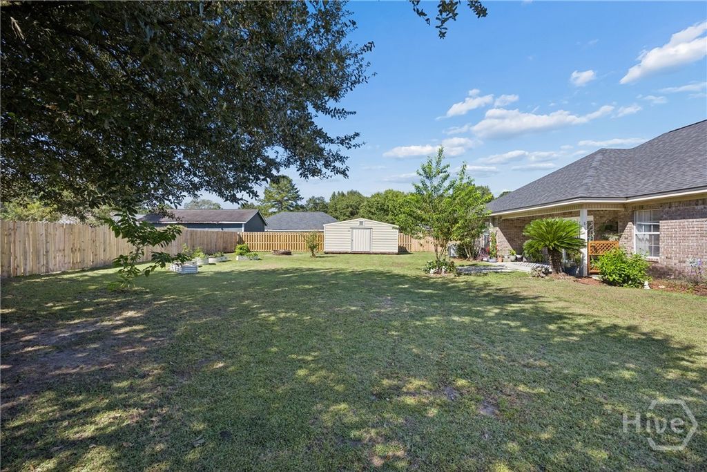 Image 30 of property listing at 304 Grist Mill Court, Rincon, GA 31326