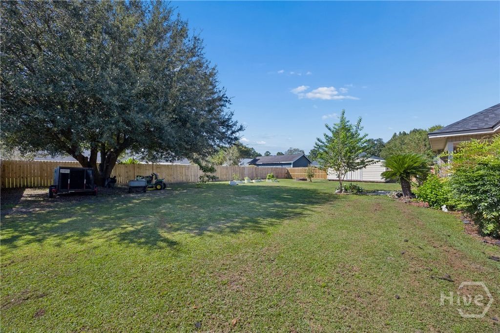 Image 31 of property listing at 304 Grist Mill Court, Rincon, GA 31326
