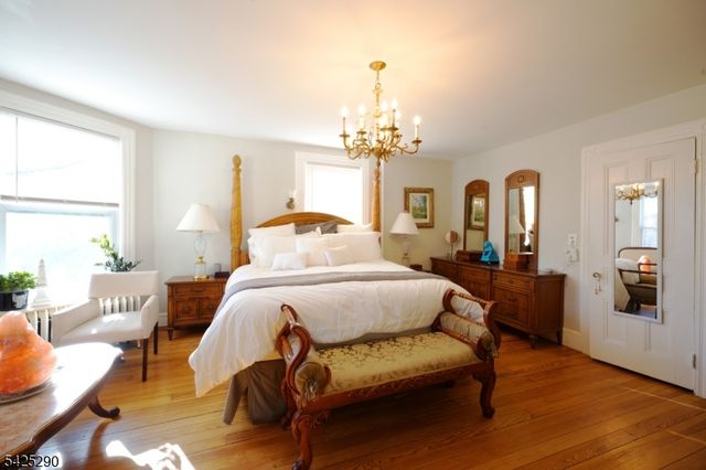433 New England Ter, City Of Orange Twp., NJ 07050