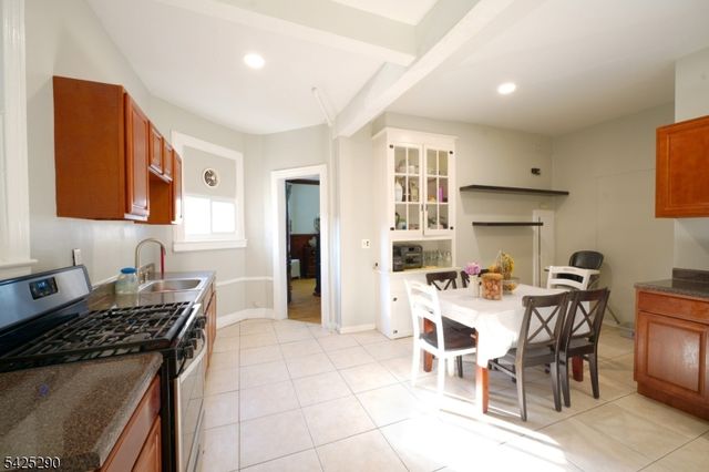 433 New England Ter, City Of Orange Twp., NJ 07050