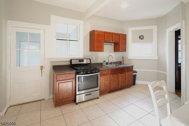 433 New England Ter, City Of Orange Twp., NJ 07050