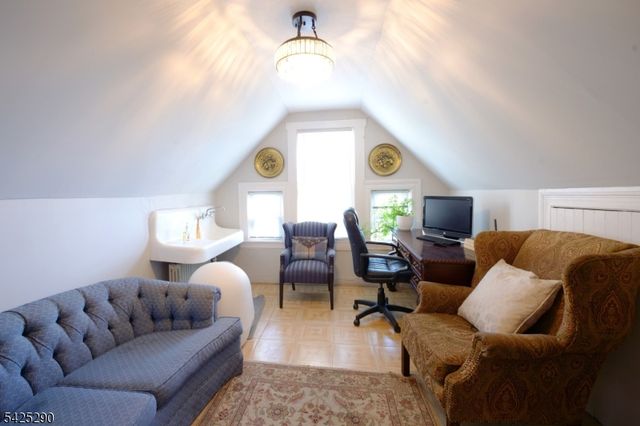 433 New England Ter, City Of Orange Twp., NJ 07050