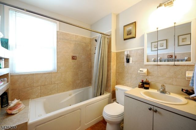 433 New England Ter, City Of Orange Twp., NJ 07050