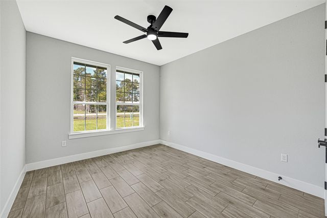 222 Brook Park Drive, Conroe, TX 77303