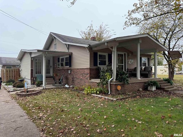 601 FRANKLIN Avenue, West Frankfort, IL 62896