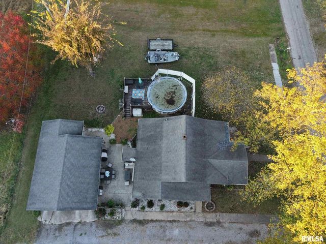 601 FRANKLIN Avenue, West Frankfort, IL 62896