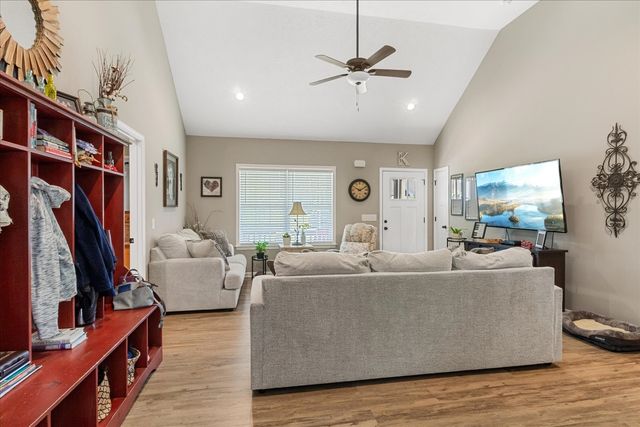 191 Southview Dr, Lewisburg, TN 37091