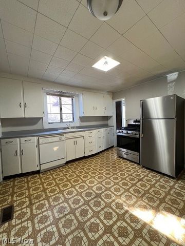 1636 Gibbs Avenue NE, Canton, OH 44705