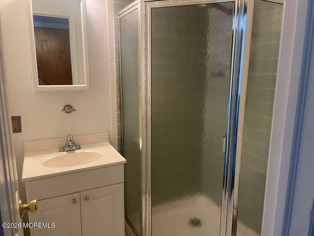 256 Lawrence Avenue, Oakhurst, NJ 07755