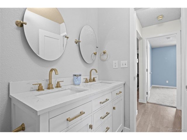 5626 S Odessa St, Centennial, CO 80015